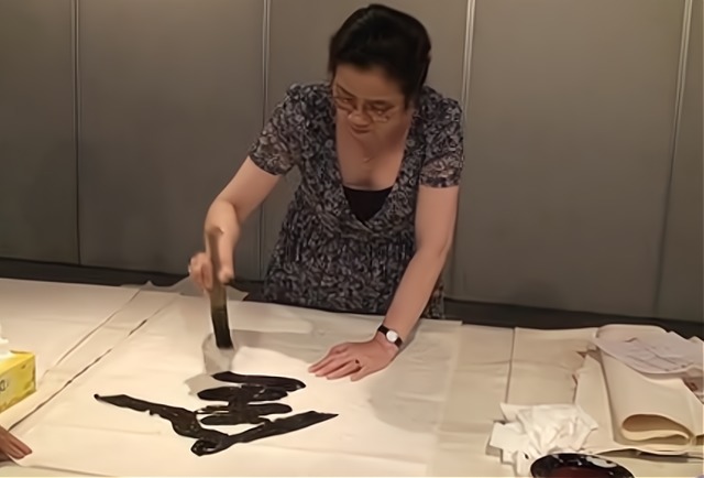 中书协&晓云榜书“金陵诗词歌赋颂”真惊艳,笔力雄厚,笔笔扎实