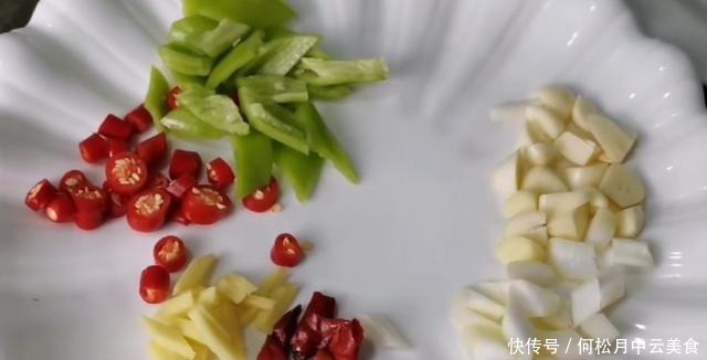 学会一招,做出的鸡肝香辣可口,开胃下饭,不输饭店