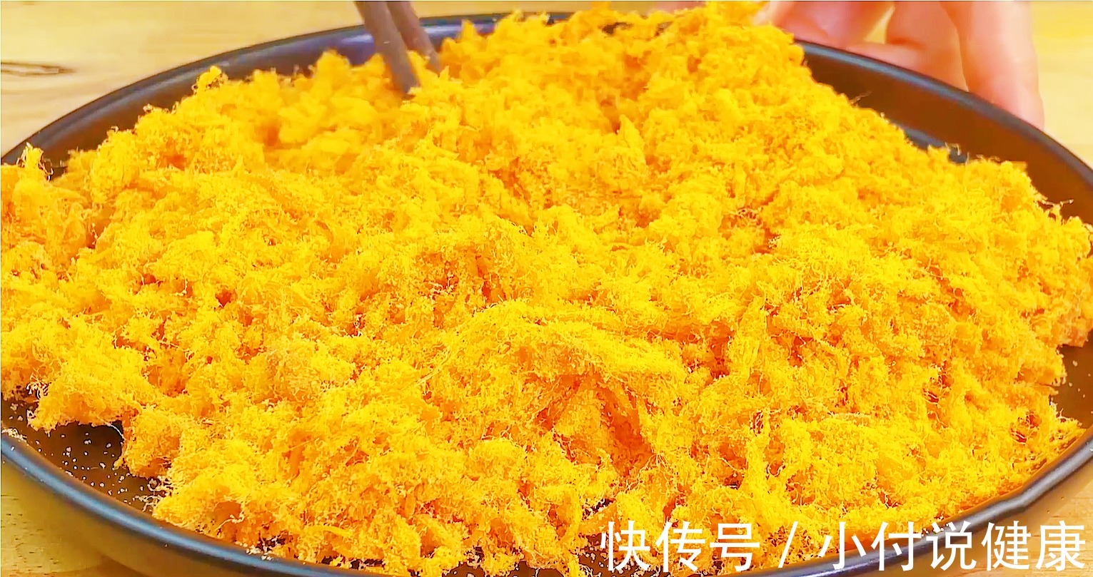 核桃|建议50岁女人:春天别太节俭,8零嘴该吃就得吃,千万别心疼钱了