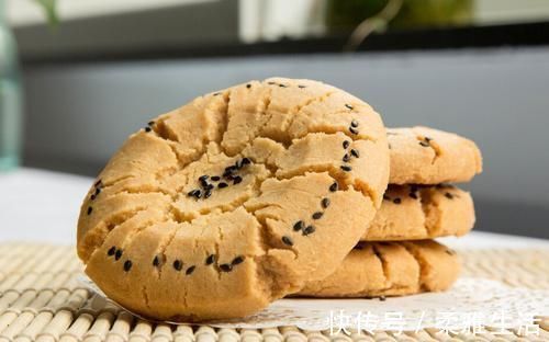 做法|外面20一斤的桃酥，自己在家就能做，香甜又酥脆，做法简单成本低