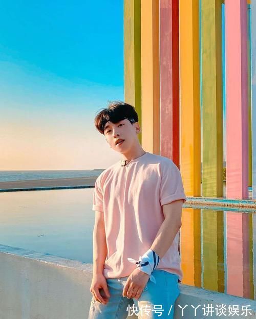 游泳|小鲜肉的颜值、肌肉都超A,瑜伽+游泳锻造质感的胸肌和腹肌