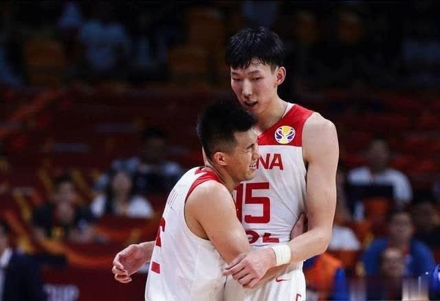 征程|中国男篮结束日本征程！周琦郭艾伦扮演重要角色，问题太尴尬