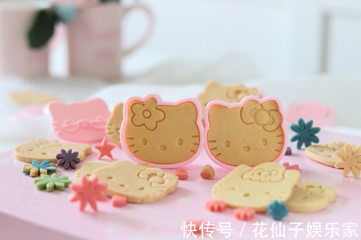 红薯搭配奶粉，做出来美味的饼干，味道香甜极了