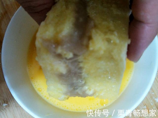 馒头|吃剩的馒头扔烤箱烤一烤,外酥里嫩,加入番茄酱味道更好