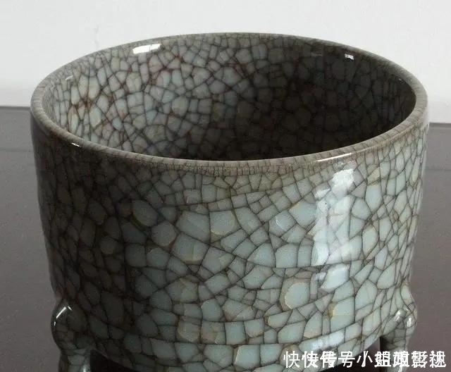 统治阶层@瓷器千种独爱官窑,看官窑的古朴之美,了解丰富的瓷器文化