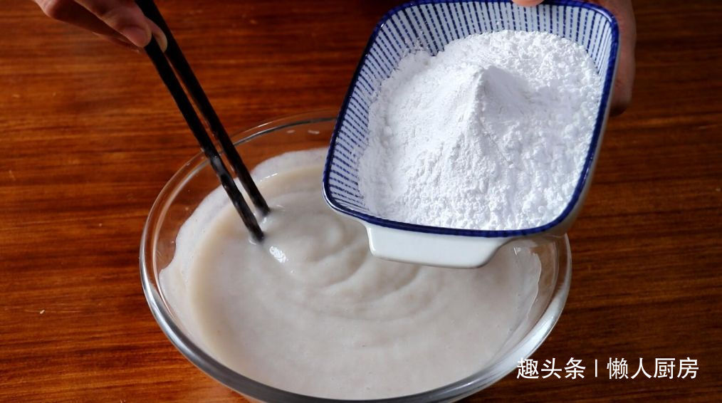 虾片别再买着吃了，自己在家用虾仁做，无添加剂，保存几个月不坏