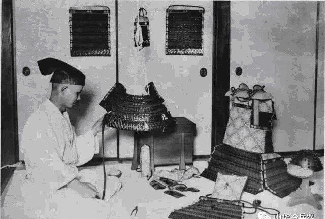 武士|可以做为国礼的日本铠甲长什么样?