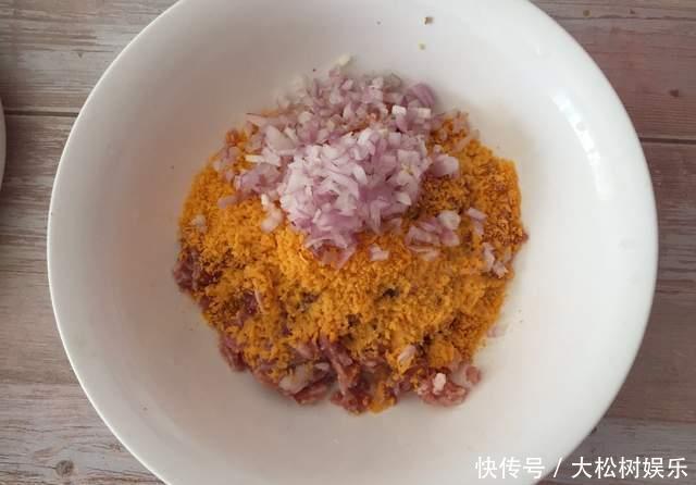 肉饼|口蘑小肉饼,改变一下蘑菇和肉的做法,口感果然不一样