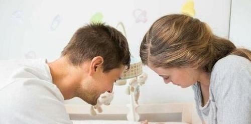 宝宝|为什么吃母乳的孩子晚上频繁醒呢?吃奶粉的孩子一觉睡到天亮?