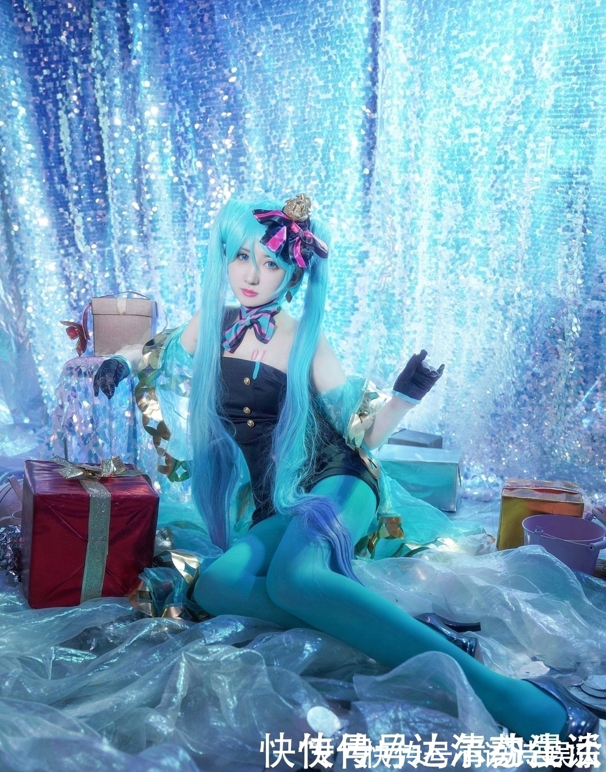 虚拟偶像|三组漂亮妹子COS的人气虚拟偶像“初音未来”还原度相当不错