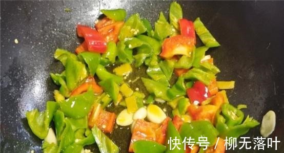 加盐|炒牛肉时,最忌加盐和料酒腌制,教你饭店秘制做法,太解馋!
