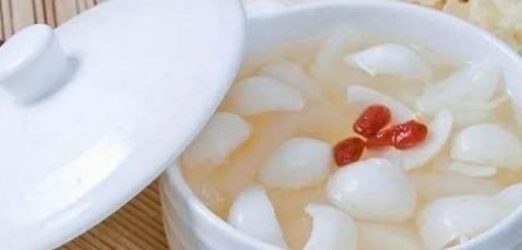 食物|心情烦躁失眠怎么办？调整心态，常吃此3种食物，助你拥有好睡眠