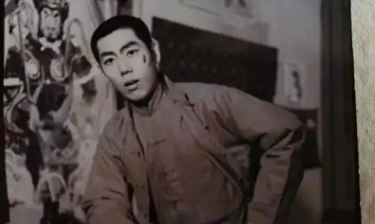 李诚儒|打败李诚儒不是郭敬明,而是“潜规则”