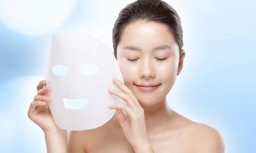 女人敷完面膜,这3件事及时做,脸蛋嫩成婴儿脸