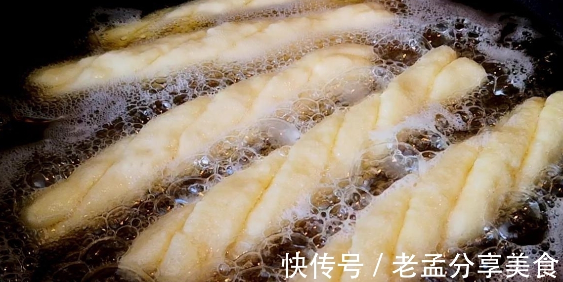 原来糯米还可以这样吃，30多年第一次见，香酥筋道，出锅就抢光