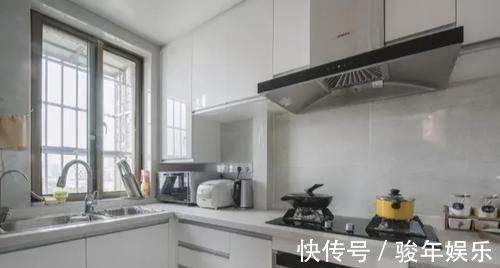 墙面|厨房这样装修,家务活可以少一半,住几年也很干净
