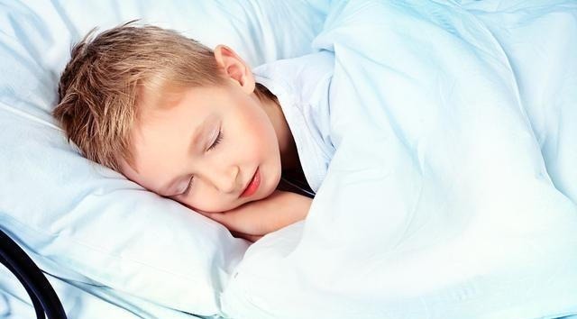 高峰期|孩子进入身高“猛涨期”,身体有4个表现,父母忽视娃少长10公分