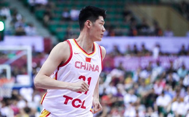 广厦男篮|10中9!面对阿联轰23+9,实力证明,中国男篮该迎来你的时代