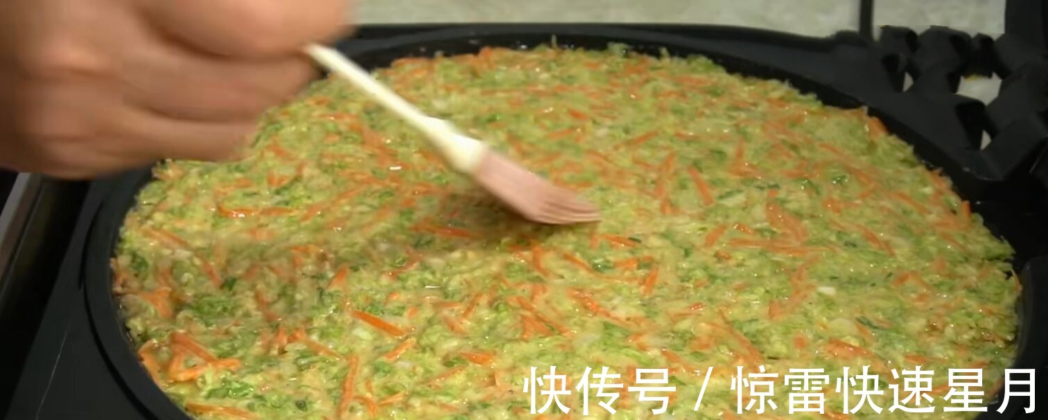 步骤|白菜加3个鸡蛋,2分钟教你做懒人早餐,手不沾面,口感鲜营养全!