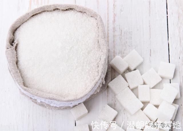 辣条|年后,想要减肥,这10种零食千万别再吃了!让你吃得不多还长胖