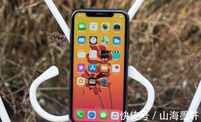 机型|从6999元跌至3899元，加速为苹果新机让路，旧款iPhone跌至新低价