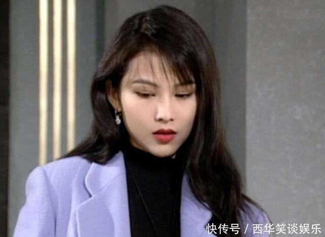 不同脸型都有适合的发型，长脸不适合高马尾，圆脸留高发髻超好看