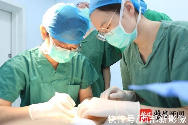 整形美容科 来自整形美容科的数据:“轻医美”的越来越多，锥子脸、无辜眼、网红鼻已不再是主流