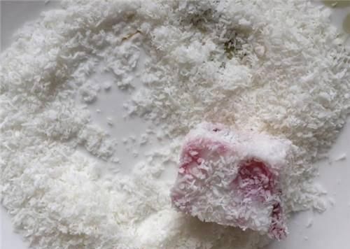 它是甜品中的“高端”，Q弹嫩滑，清爽酸甜，没有烤箱也能做！