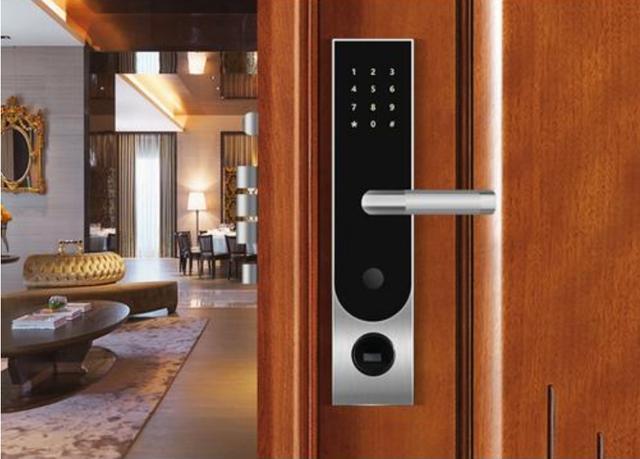 质量|开发商配套的房门要换掉吗很多人开始纠结,最终大部分还是做错