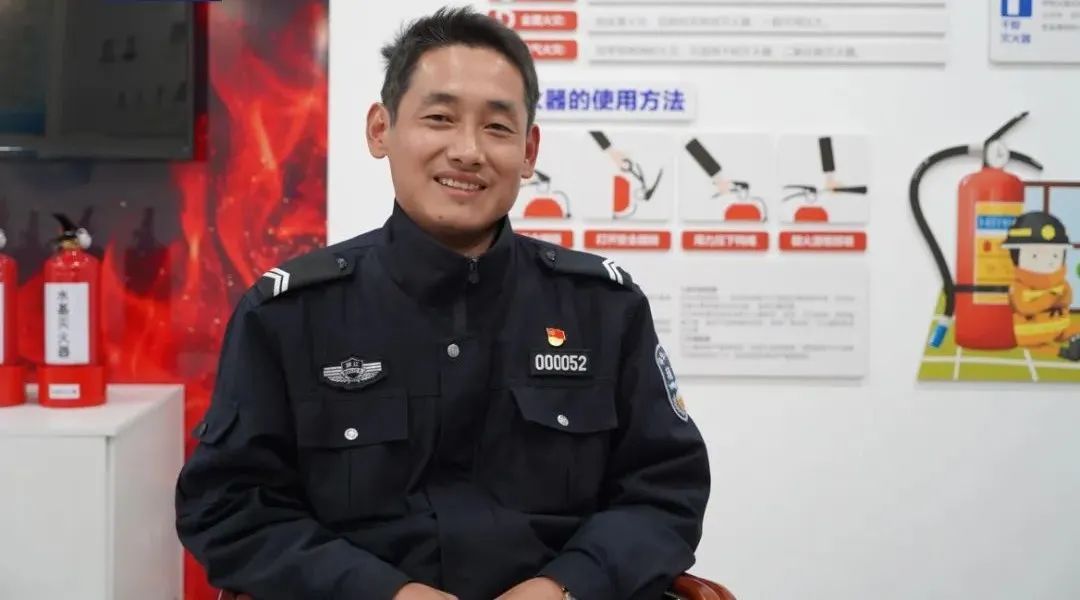 李涌|节日快乐！“老兵警察”