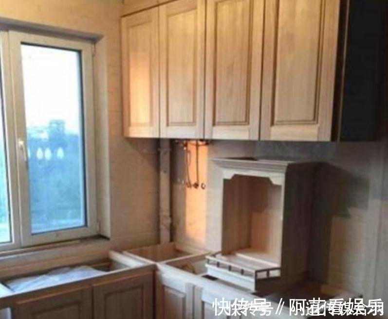装修|全屋家具都要木工来做,朋友说不值得,而业主却笑他不懂