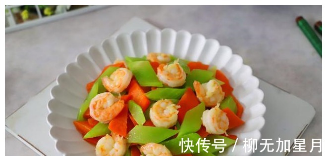 莴笋|炒莴笋时,别直接下锅,多加一步,莴笋脆嫩爽口不变色,入味好吃!