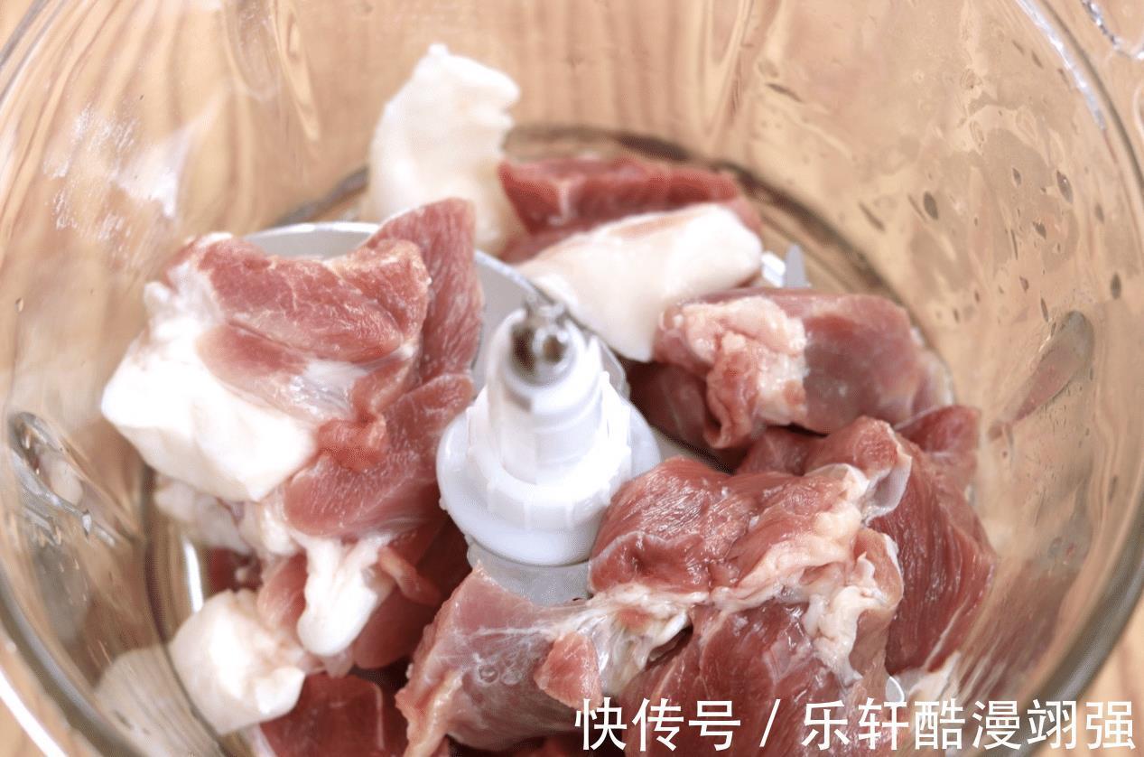 解馋|自制千层猪肉饼，好吃不腻，外皮酥脆，馅料鲜香，真解馋