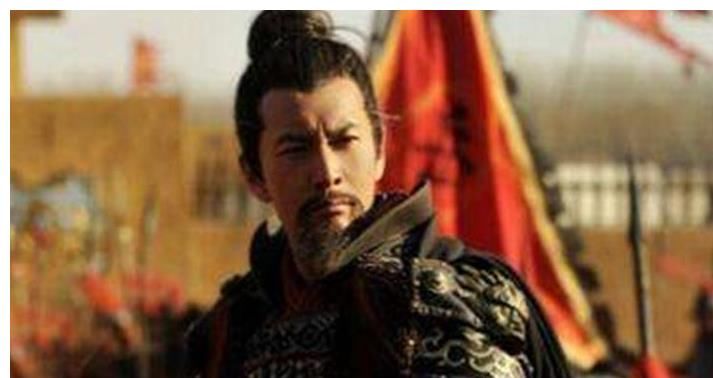 曹操|三国割须弃袍,曹操不得已之举,在历史上却是他人所为