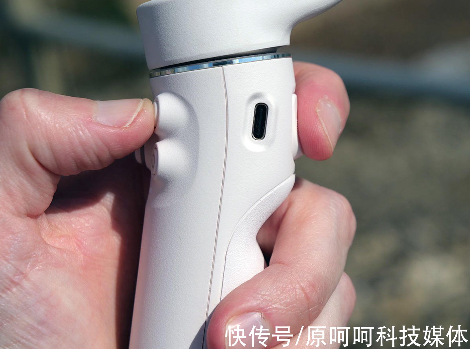 none|围观！DJI OM 5评测：专为手机而设计，云台实力过硬