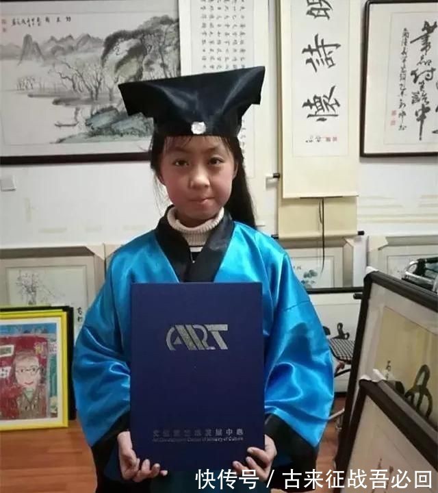 中国传统文化|九岁女孩临楷书,书法家:不是艺术,不过复印机而已!你怎么看?