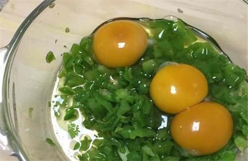 鸡蛋和它是绝配，隔三差五做一盘，小肚子不见了，S腰露出来