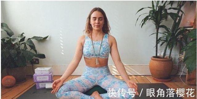 瑜伽|三式减压瑜伽, 让你平心静气不迷茫, 在家就能练