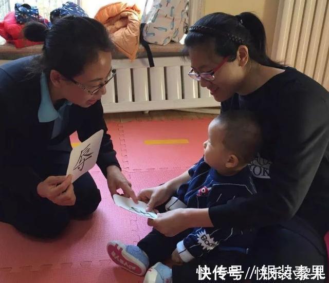 按摩|常摸宝宝4个部位,孩子不仅睡得好,大脑发育也更聪明