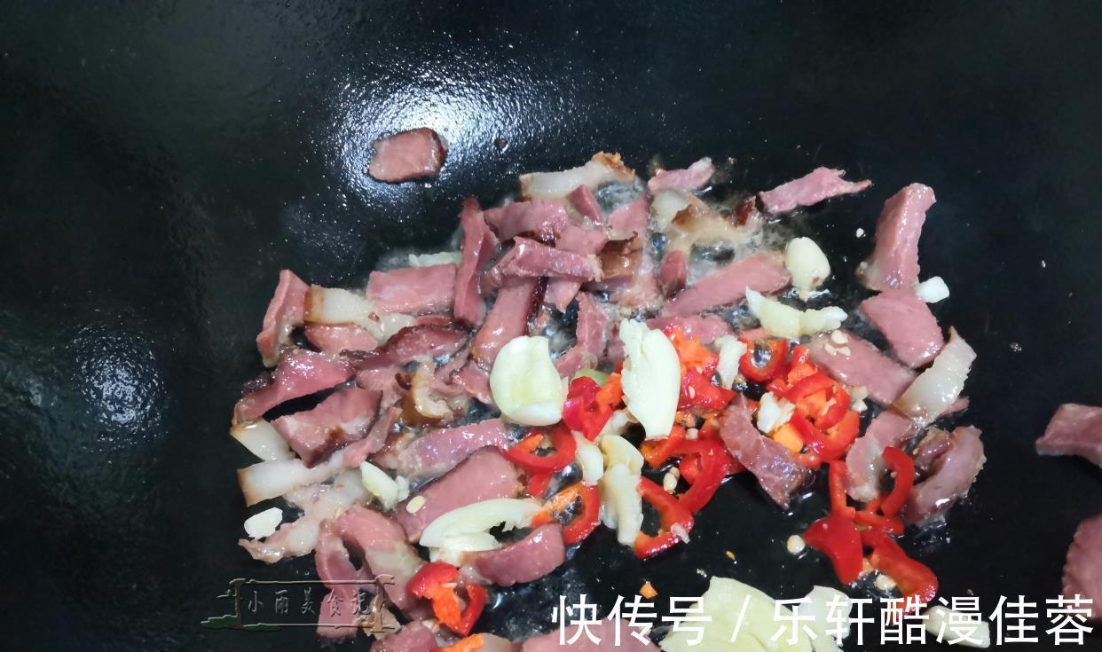 外婆菜|它俩是湖南特色美食，两种食材一起炒，那味道绝了，真的好下饭！