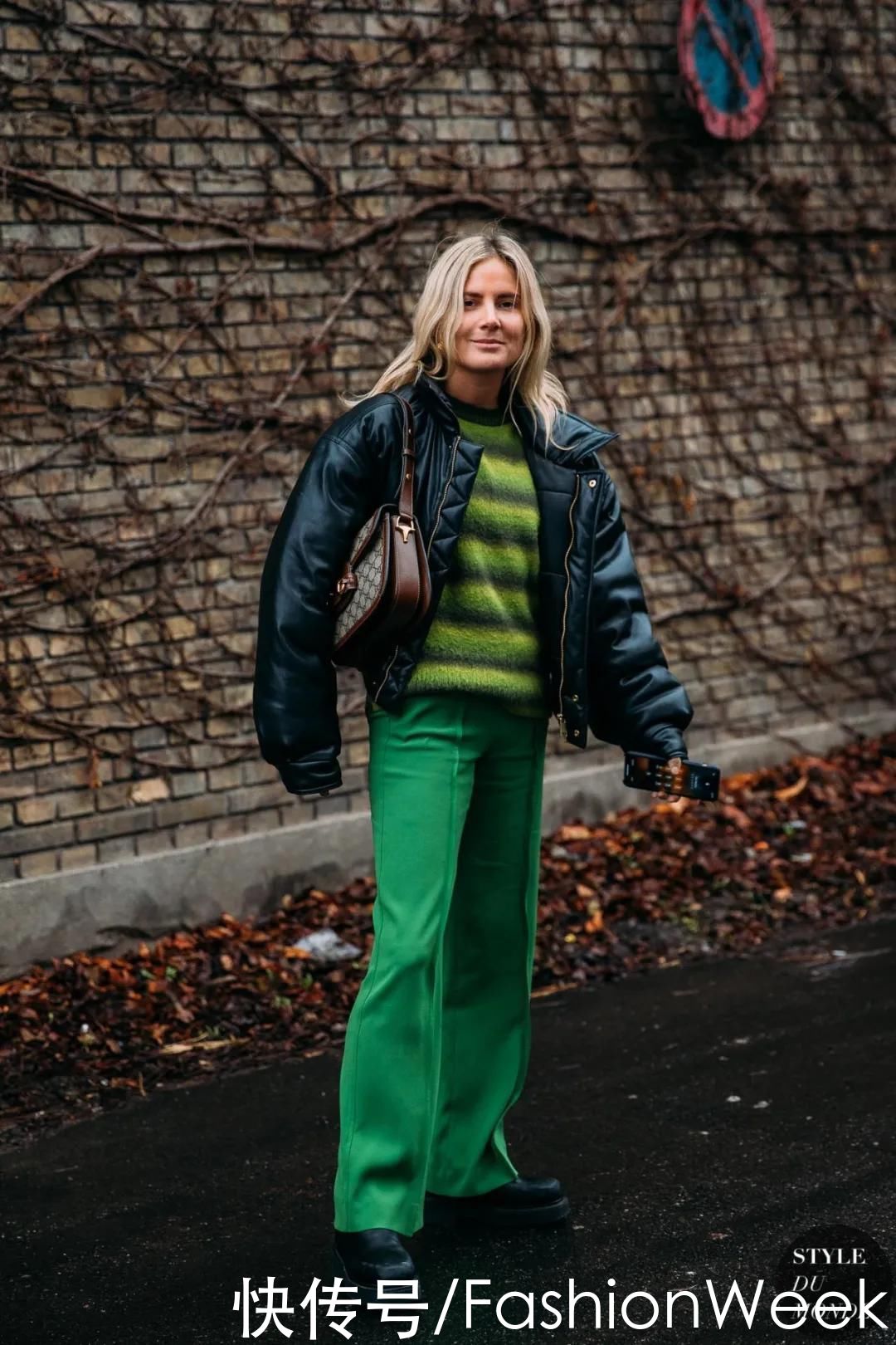 时髦人的秋冬，没点吸睛色彩怎么行