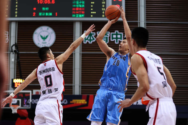 翟晓川|漫评CBA：磨合为先 北京首钢最后3分钟收下比赛