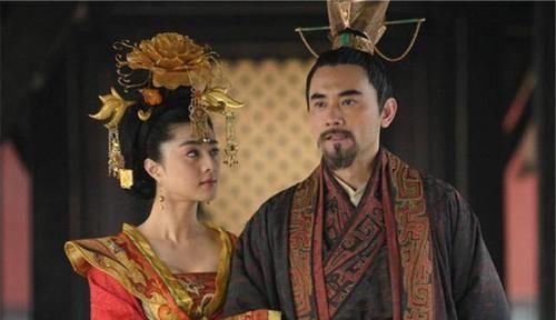 满城风雨|杨贵妃安禄山共度一夜,外面满城风雨,李隆基为何不在乎