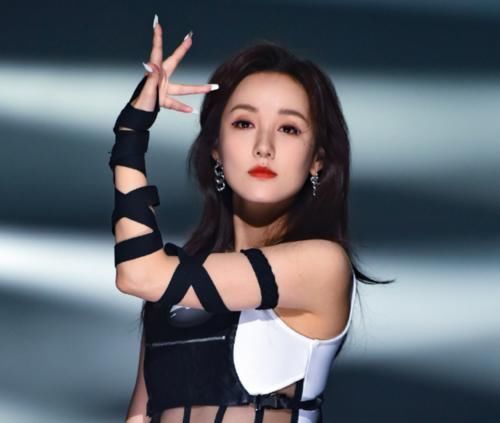 王鷗|浪姐2五公人氣榜,張柏芝遺憾跌出成團位,王鷗太爭氣了