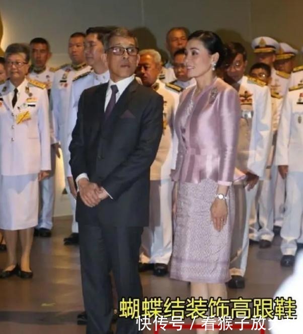 苏提达|42岁苏提达不愿服老,穿蝴蝶结高跟鞋,还在惦记那“漫画女孩”