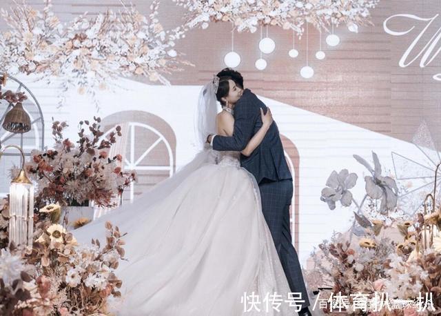 河北女排|恭喜!中国女排又一25岁美女主攻结婚,4大伴娘全是大长腿太美了