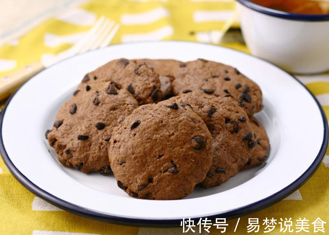想吃饼干不用买，大厨教你做酥脆香甜的小饼干，做法简单还卫生