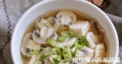 口蘑|豆腐和此物一起煮,比鸡汤还鲜,口感嫩滑,补钙质,增强免疫力