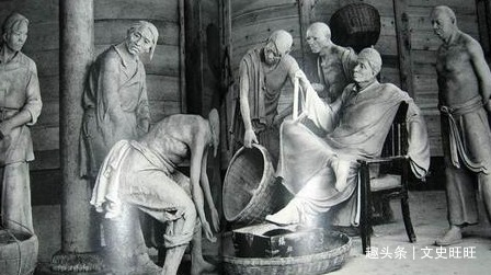 就是她一手炮制了当年的刘文彩水牢故事,冷妈妈