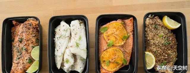 这么快就能准备好全家人一周的饭！看这三位妈妈的高效“备餐法”